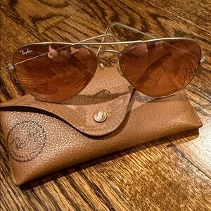 Ray-Ban silverFrame aviator Sunglasses with rose colored Lenses
